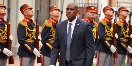 Mesaj exclusiv de la ambasadorul Hogan catre Parlament: SUA raman prieten fidel al poporului Moldovei - ZdG.MD Mesaj exclusiv de la ambasadorul Hogan catre Parlament: SUA raman prieten fidel al poporului Moldovei - ZdG.MD