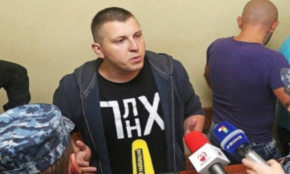 Pavel Grigorciuc, care l-a lovit cu o palma pe democratul Sergiu Sarbu, ar fi tinut in subsolul Penitenciarului 13. Alexandru Rosco: "Regimul isi bate joc. Inca un instrument de tortura si amenintare" - FOTO