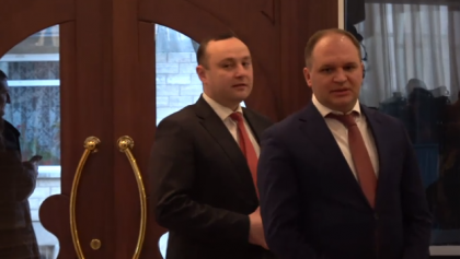 Socialistii, la intrunire cu Igor Dodon: "Usa noastra ramane deschisa pentru negocierea cu blocul ACUM" Socialistii, la intrunire cu Igor Dodon: "Usa noastra ramane deschisa pentru negocierea cu blocul ACUM"
