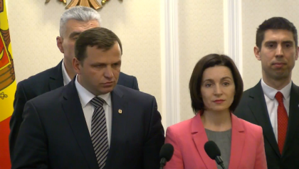 Maia Sandu ii raspunde lui Vlad Plahotniuc: "Este de-a dreptul amuzant ca personajul cel mai fricos din aceasta tara, care este inconjurat de cea mai numeroasa paza, sa ne acuze pe noi..."
