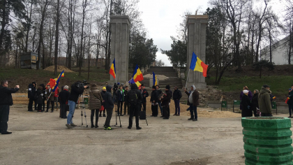 URMARESTE LIVE. Marsul tricolorului de Ziua Marii Uniri URMARESTE LIVE. Marsul tricolorului de Ziua Marii Uniri