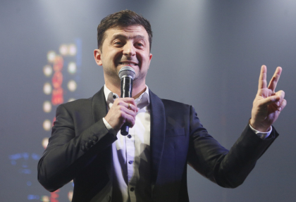 Alegeri prezidentiale in Ucraina. Un actor fara experienta politica a castigat prima runda Alegeri prezidentiale in Ucraina. Un actor fara experienta politica a castigat prima runda