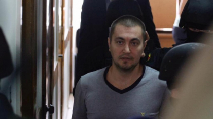 URMARESTE LIVE. Avocatii lui Veaceslav Platon cer pedepsirea administratiei penitenciarului nr. 13, pentru ca acestia ii pedepsesc prea des clientul. Platon ar putea fi escortat la Curtea de Apel URMARESTE LIVE. Avocatii lui Veaceslav Platon cer pedepsirea administratiei penitenciarului nr. 13, pentru ca acestia ii pedepsesc prea des clientul. Platon ar putea fi escortat la Curtea de Apel