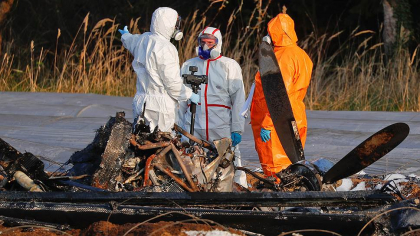 Cauza prabusirii avionului in care a murit coproprietara companiei aviatice S7, tatal ei si pilotul din Rusia. Ce spun anchetatorii rusi