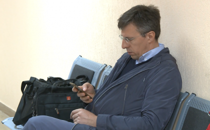 Nistor Grozavu a fost iarasi audiat la sedinta de judecata din dosarul parcarilor cu plata in care este cercetat Dorin Chirtoaca Nistor Grozavu a fost iarasi audiat la sedinta de judecata din dosarul parcarilor cu plata in care este cercetat Dorin Chirtoaca