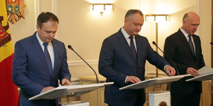 Ce salarii au ridicat in 2018 presedintele Igor Dodon, premierul Pavel Filip si speakerul Andrian Candu - ZdG.md Ce salarii au ridicat in 2018 presedintele Igor Dodon, premierul Pavel Filip si speakerul Andrian Candu - ZdG.md