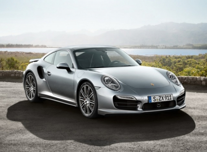 Creatia ce incununeaza opera. Urmareste aici istoria legendarului Porsche 911 Turbo