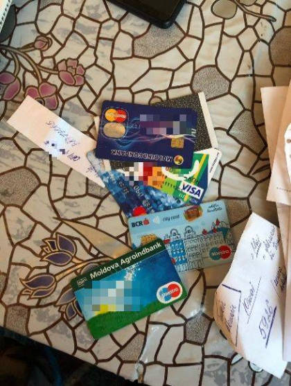 "Vistierie hoteasca": un grup de criminali din mai multe penitenciare din tara, deconspirati de oamenii legii. Acestia strangeau bani si alte bunuri pentru crearea unor fonduri banesti in inchisoare. Cum se intampla totul - FOTO