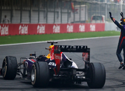 Campion cu 3 etape inainte de final! Sebastian Vettel triumfeaza din nou in Formula 1 Campion cu 3 etape inainte de final! Sebastian Vettel triumfeaza din nou in Formula 1