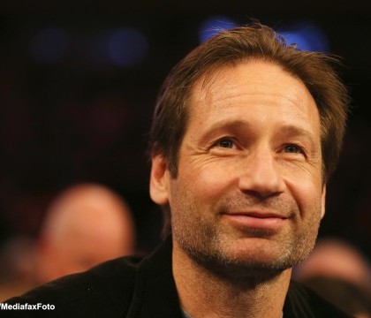 David Duchovny, vedeta serialelor "Dosarele X", s-a impacat cu sotia lui, Tea Leoni. Cei doi se despartisera in 2011