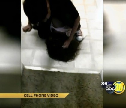 Un baiat de 17 ani, filmat in timp ce-si batea sora, arestat dupa ce imaginile au ajuns pe Facebook Un baiat de 17 ani, filmat in timp ce-si batea sora, arestat dupa ce imaginile au ajuns pe Facebook