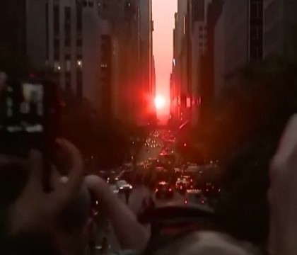 Stonehenge de New York. Un fenomen spectaculos care poate fi vazut doar pe strazile din Manhattan