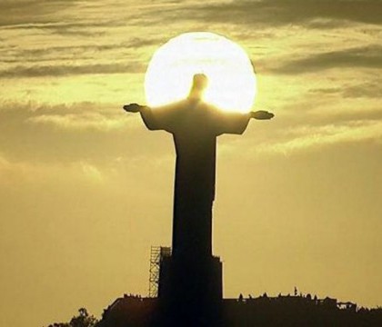 Imaginea fenomen a FINALEI CM: apus de soare in spatele Statuii lui Iisus din Rio