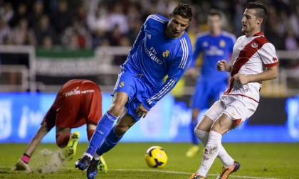 Cristiano Ronaldo, in topul golgheterilor din Spania. Vezi dubla din meciul cu Rayo Vallecano Cristiano Ronaldo, in topul golgheterilor din Spania. Vezi dubla din meciul cu Rayo Vallecano