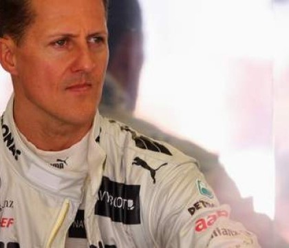 Presa: Michael Schumacher ar putea fi externat peste o luna. Pilotul comunica cu cei din jur clipind Presa: Michael Schumacher ar putea fi externat peste o luna. Pilotul comunica cu cei din jur clipind