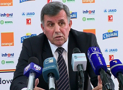 Ion Caras vrea sa verifice fotbalisti noi in amicalul cu Lituania. Vezi pe cine a convocat in premiera Ion Caras vrea sa verifice fotbalisti noi in amicalul cu Lituania. Vezi pe cine a convocat in premiera