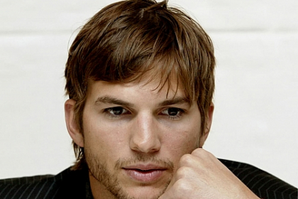 Ashton Kutcher si-a dus la eutanasiere cel mai bun prieten - FOTO