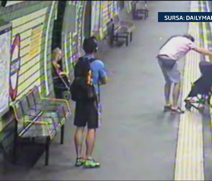 Scene de infarct la metroul londonez. O femeie si-a salvat copilul in ultima secunda din fata trenului Scene de infarct la metroul londonez. O femeie si-a salvat copilul in ultima secunda din fata trenului