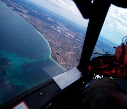 Misterul zborului MH370 al Malaysia Airlines ia o turnura neasteptata. Banii a trei pasageri, transferati in conturile unui al patrulea Misterul zborului MH370 al Malaysia Airlines ia o turnura neasteptata. Banii a trei pasageri, transferati in conturile unui al patrulea
