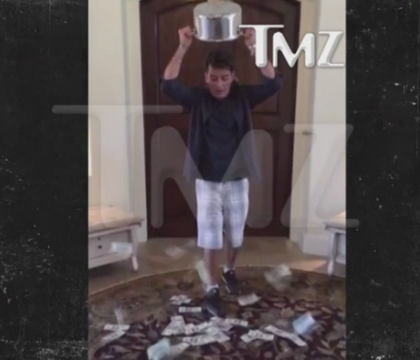 Charlie Sheen a luat parte la campania "ALS Bucket Challenge", insa, in stilul sau. Ce si-a turnat in cap Charlie Sheen a luat parte la campania "ALS Bucket Challenge", insa, in stilul sau. Ce si-a turnat in cap
