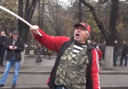 "Le-au dat vin si au zis ca vor mai primi cate ceva dupa". De ce au venit unii la protestul PCRM "Le-au dat vin si au zis ca vor mai primi cate ceva dupa". De ce au venit unii la protestul PCRM