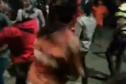 Nunta incheiata tragic. Ce au patit invitatii in timp ce dansau "Gangnam Style". Imagini socante Nunta incheiata tragic. Ce au patit invitatii in timp ce dansau "Gangnam Style". Imagini socante