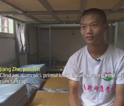 Copiii chinezi dependenti de net, dusi cu forta in tabere speciale: "Primul lucru la care m-am gandit a fost cum sa fug" Copiii chinezi dependenti de net, dusi cu forta in tabere speciale: "Primul lucru la care m-am gandit a fost cum sa fug"