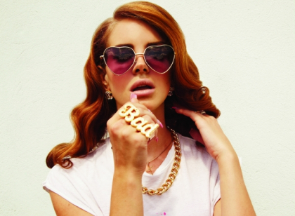 Senzuala Lana Del Rey o joaca pe Eva in "Tropico"! - Video