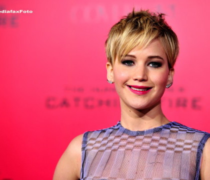 The Guardian: Daca dai click pe pozele cu Jennifer Lawrence dezbracata, perpetuezi abuzul asupra ei The Guardian: Daca dai click pe pozele cu Jennifer Lawrence dezbracata, perpetuezi abuzul asupra ei