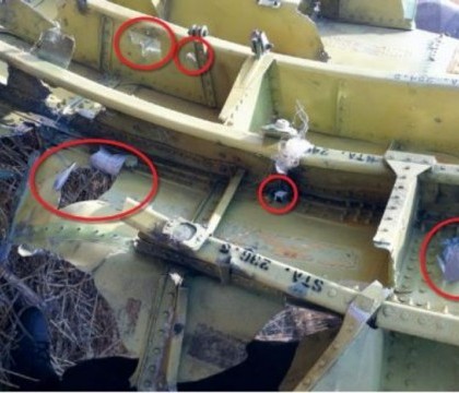 Primul raport asupra cauzelor prabusirii zborului MH17 in Ucraina: A fost strapuns de numeroase obiecte cu mare viteza Primul raport asupra cauzelor prabusirii zborului MH17 in Ucraina: A fost strapuns de numeroase obiecte cu mare viteza