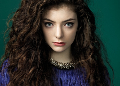 Noul clip Lorde a dus la "prabusirea" site-ului VEVO! Mii de accesari in timp record! - Video Noul clip Lorde a dus la "prabusirea" site-ului VEVO! Mii de accesari in timp record! - Video