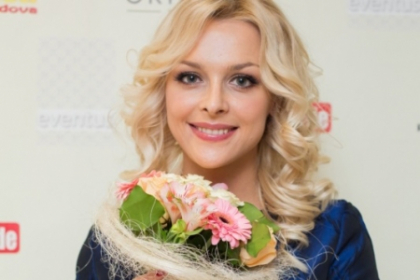 O seara perfecta cu cei mai fideli parteneri. Cine a fost alaturi la 1 an cu Acasa in Moldova