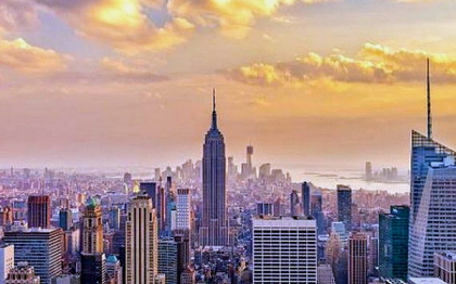 "Ingerul" dezastrului de la 9/11. Ce a aparut in locul unde au cazut turnurile gemene "Ingerul" dezastrului de la 9/11. Ce a aparut in locul unde au cazut turnurile gemene