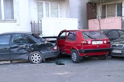 A gasit soferul care a avariat trei masini pe strada Albisoara. Cine e si cum si-a motivat isprava