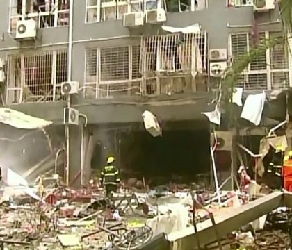 Cinci oameni au murit si 16 au fost raniti dupa ce o explozie a distrus un resturant din sud-vestul Chinei Cinci oameni au murit si 16 au fost raniti dupa ce o explozie a distrus un resturant din sud-vestul Chinei