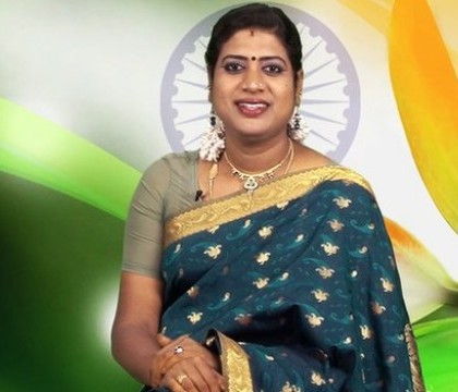 Padmini Prakash este prima prezentatoare de stiri TRANSGENDER a Indiei. In tara sunt 2 milioane de oameni din aceasta comunitate Padmini Prakash este prima prezentatoare de stiri TRANSGENDER a Indiei. In tara sunt 2 milioane de oameni din aceasta comunitate