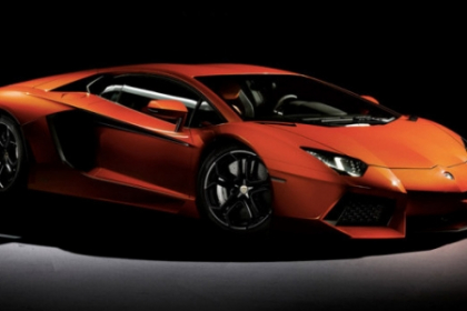 Cum arzi 1 milion de dolari: 3 Lamborghini in flacari pe autostrada! VIDEO Cum arzi 1 milion de dolari: 3 Lamborghini in flacari pe autostrada! VIDEO