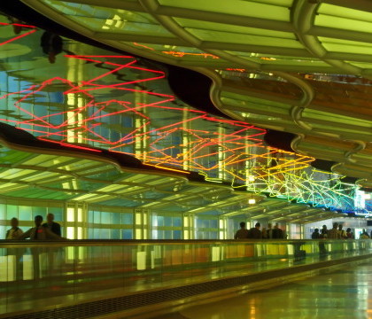 Stare de alerta, curse intarziate si oameni evacuati. Incidentul care a blocat activitatea unui aeroport intreg