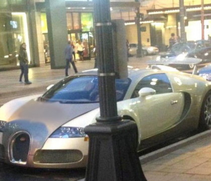 Opera unui invidios sau unui vandal? Cum si-a gasit in parcare un sofer masina Bugatti Veyron de 1,5 milioane de euro Opera unui invidios sau unui vandal? Cum si-a gasit in parcare un sofer masina Bugatti Veyron de 1,5 milioane de euro