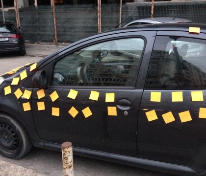 Gest emotionant in Romania. Cum si-a cerut un tanar iubita in casatorie Gest emotionant in Romania. Cum si-a cerut un tanar iubita in casatorie