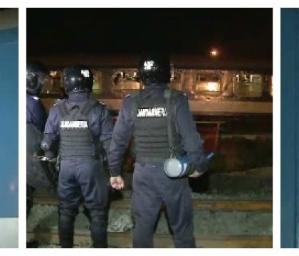 ROMANIA - UNGARIA, preliminariile Euro 2016. Suporterii maghiari au intrat in Romania aruncand cu petarde si cutii de bere ROMANIA - UNGARIA, preliminariile Euro 2016. Suporterii maghiari au intrat in Romania aruncand cu petarde si cutii de bere