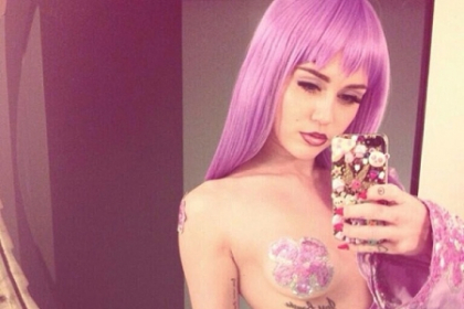 "‹Vezi aici cele mai tari poze ale artistilor postate pe Instagram in 2013 - FOTO "‹Vezi aici cele mai tari poze ale artistilor postate pe Instagram in 2013 - FOTO