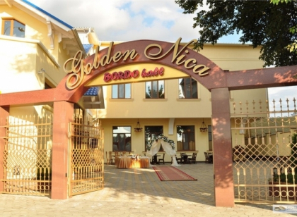 Prima sedinta in cazul Golden Nica. Avocatul restaurantului cere inca o expertiza Prima sedinta in cazul Golden Nica. Avocatul restaurantului cere inca o expertiza