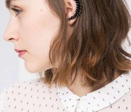 Dupa Zara, si Mango. Brandul de moda e in centrul unui scandal din cauza unei camasi cu imprimeu "nazist"