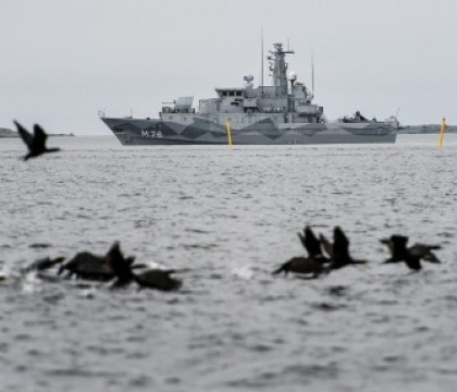 Suedia ameninta ca va folosi FORTA ARMATA in cazul submarinului strain cautat in Marea Baltica. Cum e vazut scandalul online