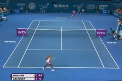 Tenismena Serena Williams, numarul 1 mondial, a inceput anul 2014 cu un trofeu Tenismena Serena Williams, numarul 1 mondial, a inceput anul 2014 cu un trofeu