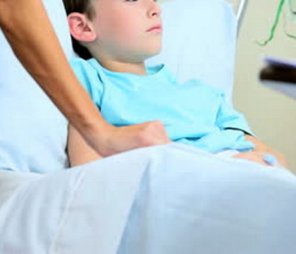 Boala bizara din cauza careia toata pielea i s-a exfoliat si care putea sa-l omoare. Greseala grava facuta de doi medici