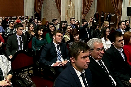 Studentii moldoveni din alte tari nu isi vad viitorul in Moldova: Autoritatile le dau doar diplome Studentii moldoveni din alte tari nu isi vad viitorul in Moldova: Autoritatile le dau doar diplome