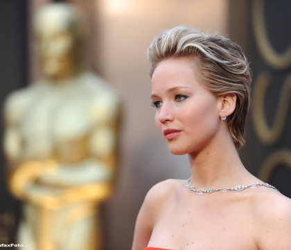 Jennifer Lawrence s-a despartit de Chris Martin. S-a intamplat dupa ce solistul trupei Coldplay s-a intalnit cu fosta sotie
