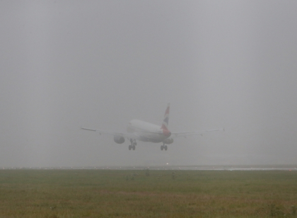 Ceata a dat peste cap traficul aerian din Chisinau. Cateva curse au fost amanate